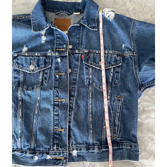 Levi's Premium Distressed Denim Trucker Jacket Women's M Medium Jean Coat - Picture 2 of 11
